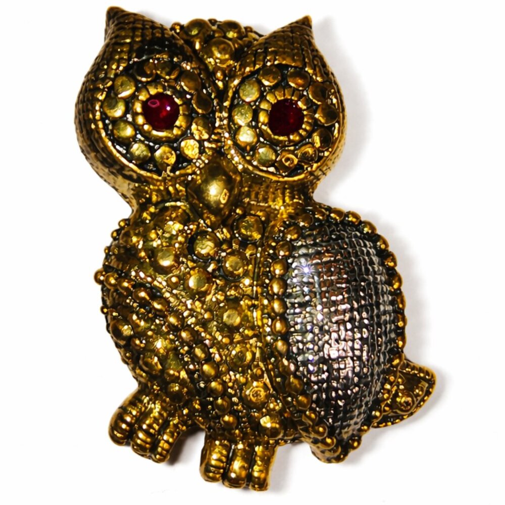 Vintage Gold Tone Owl Brooch‎ Red Eyes Textured Statement Pin